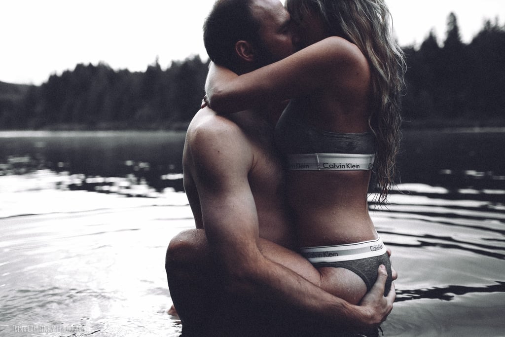 Photographer Calls Out Criticism of Client's Postpartum Body