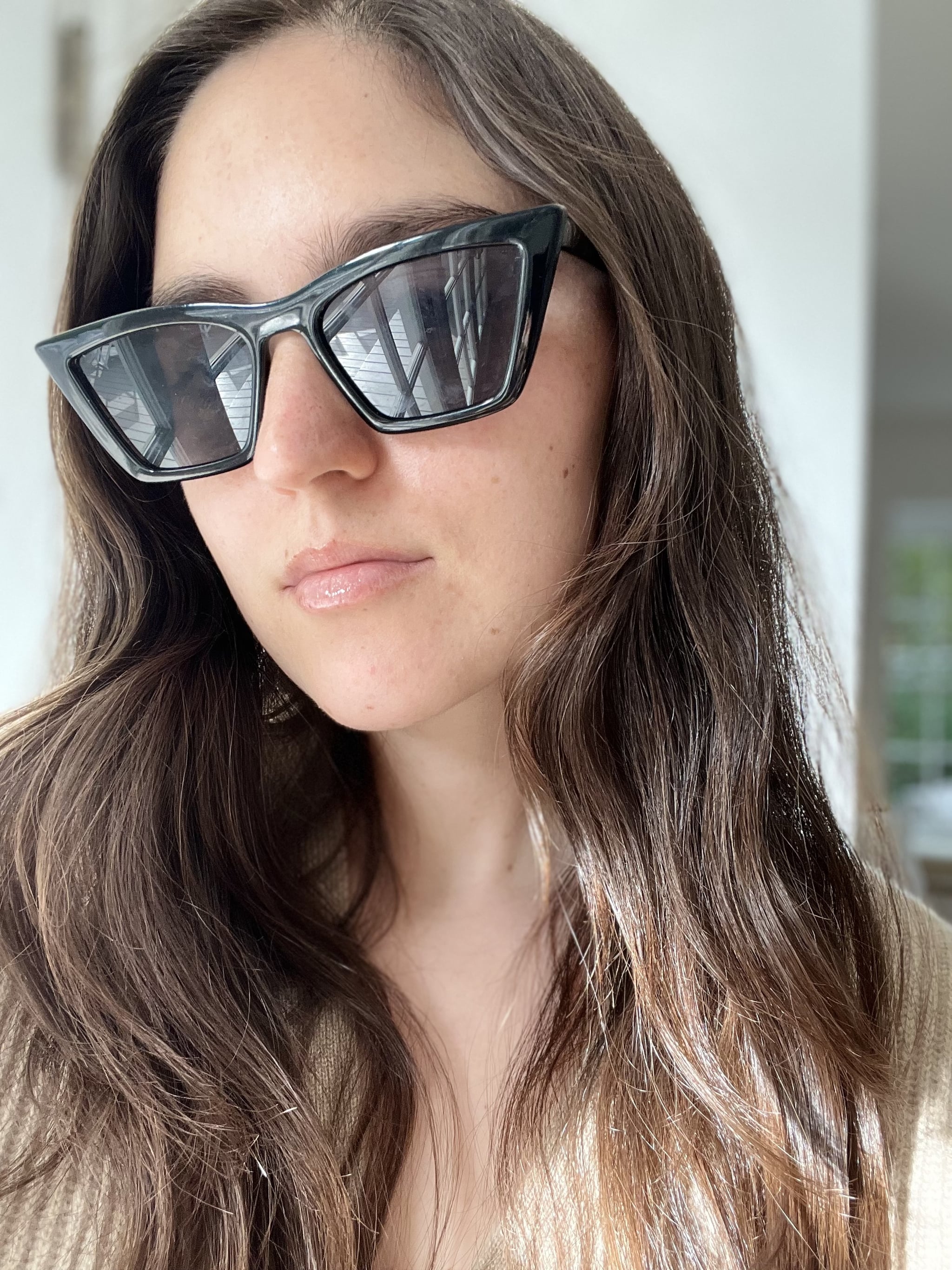 Editor wearing Wild Fable angle Cateye Sunglasses