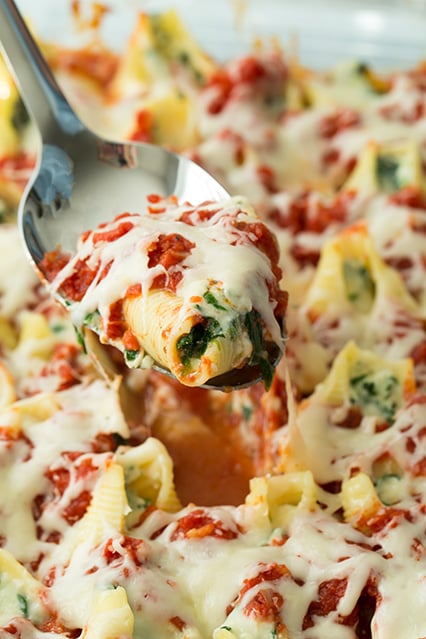 Spinach and Cheese Stuffed Shells