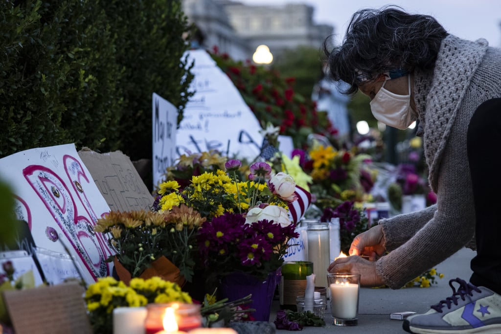 Crowds Mourn Ruth Bader Ginsburg at Supreme Court | Photos