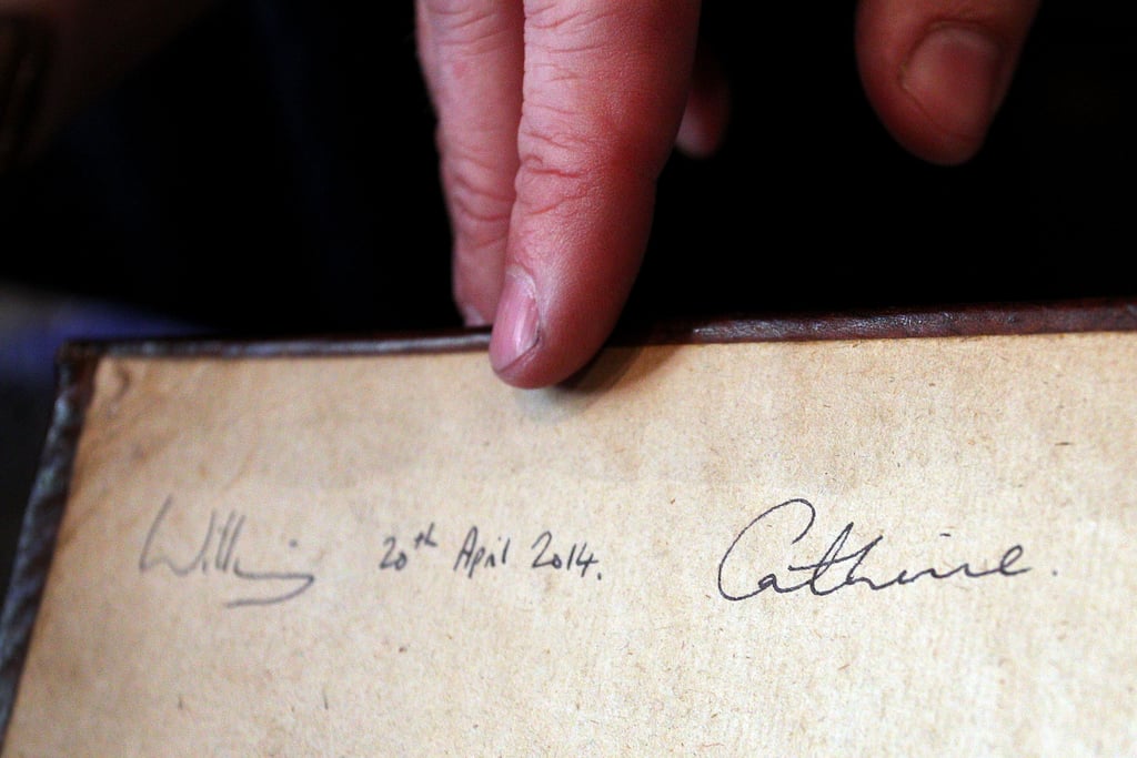 Kate Middleton's Handwriting Pictures
