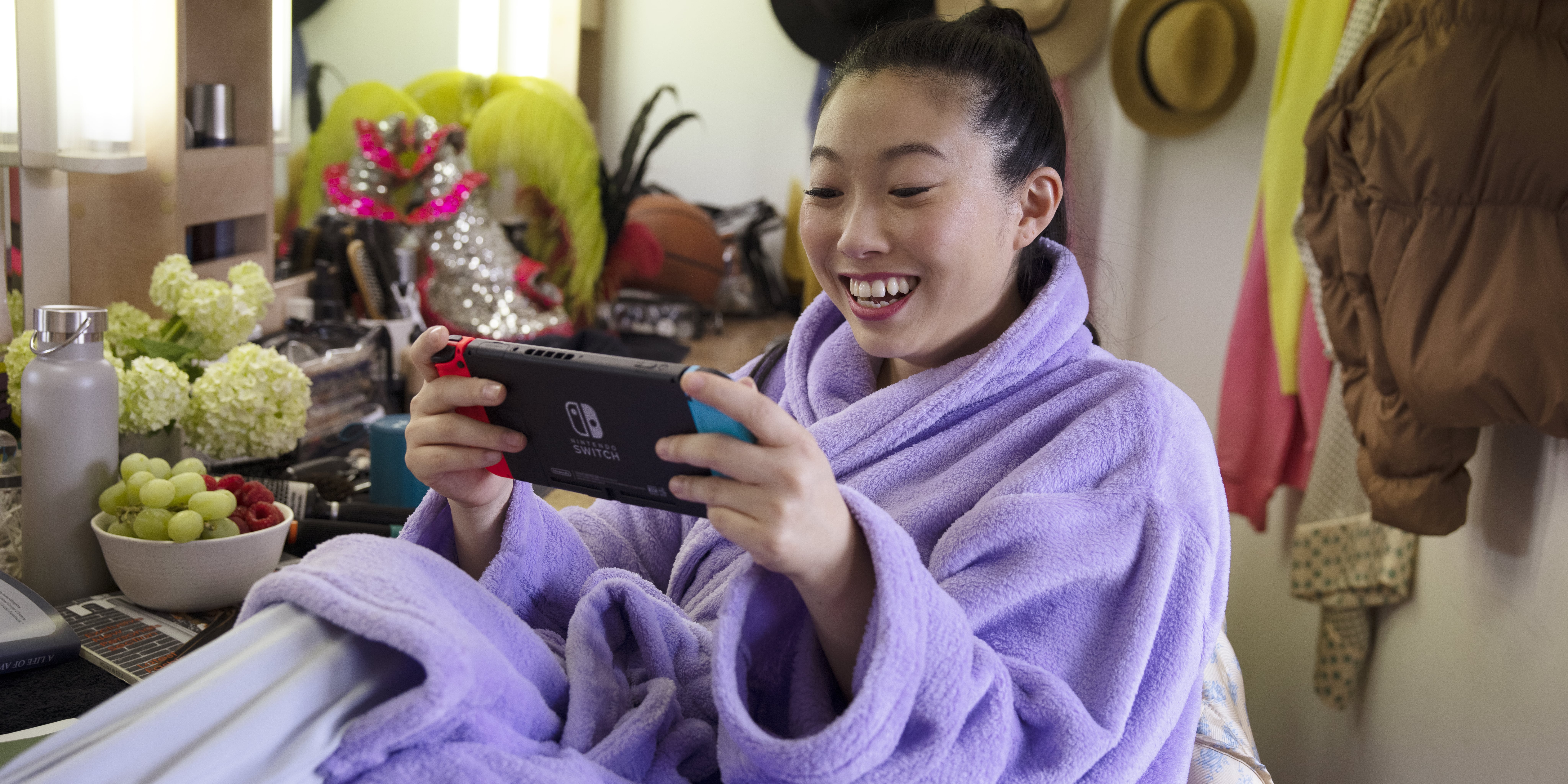 Nintendo Switch Commercial Actress 60 Photos - Moonagedaydream.film
