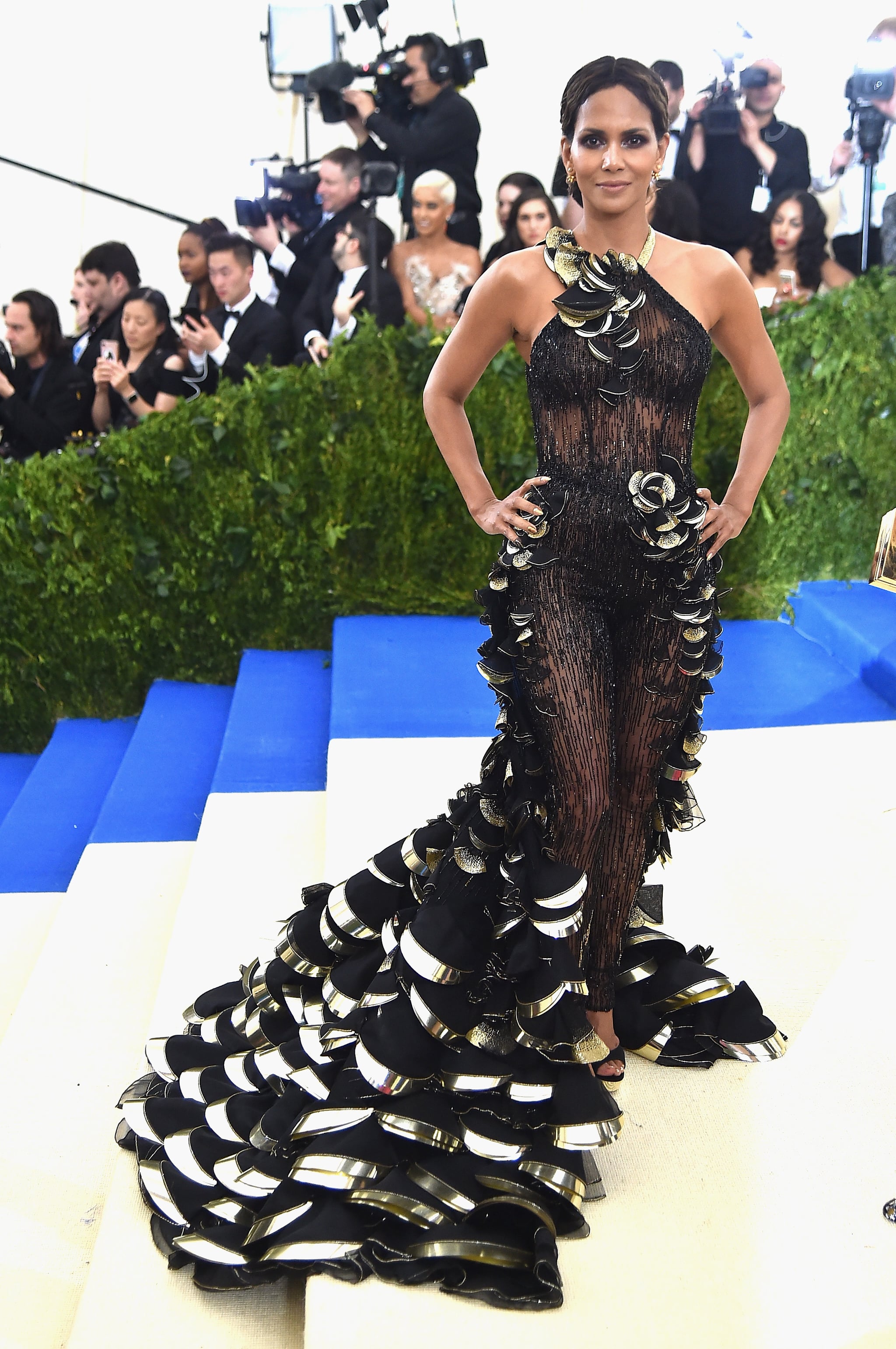 What Does Halle Berry Eat in a Day? POPSUGAR Fitness UK
