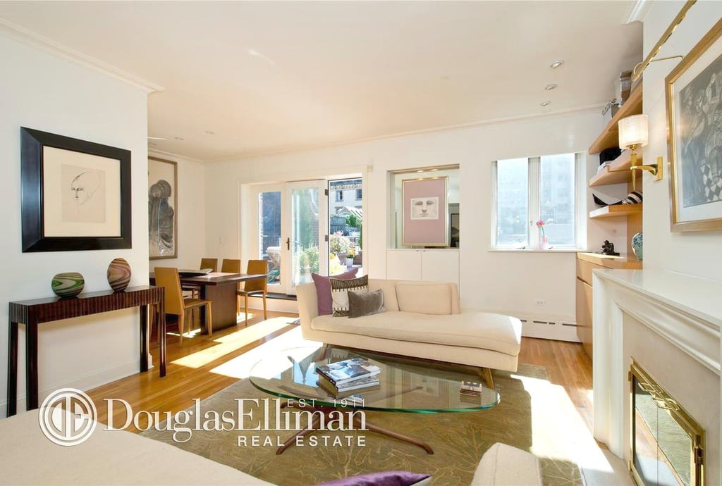 Anne Hathaway Buys NYC Co-Op