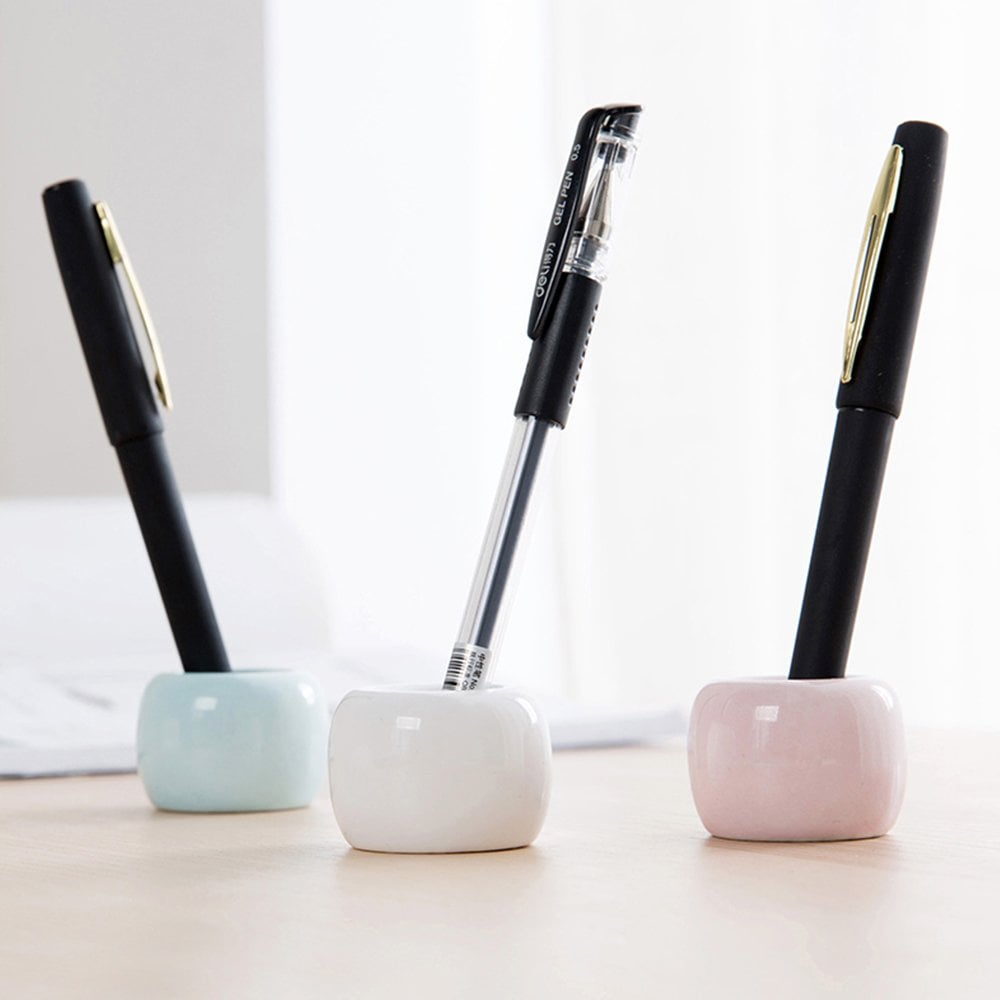 Airmoon Mini Ceramics Toothbrush Holder in Blu, White, and Pink