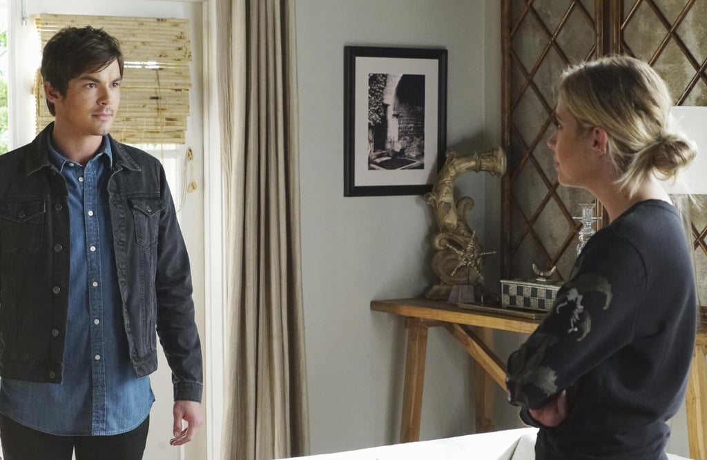 Pretty Little Liars "The DArkest Knight" Pictures
