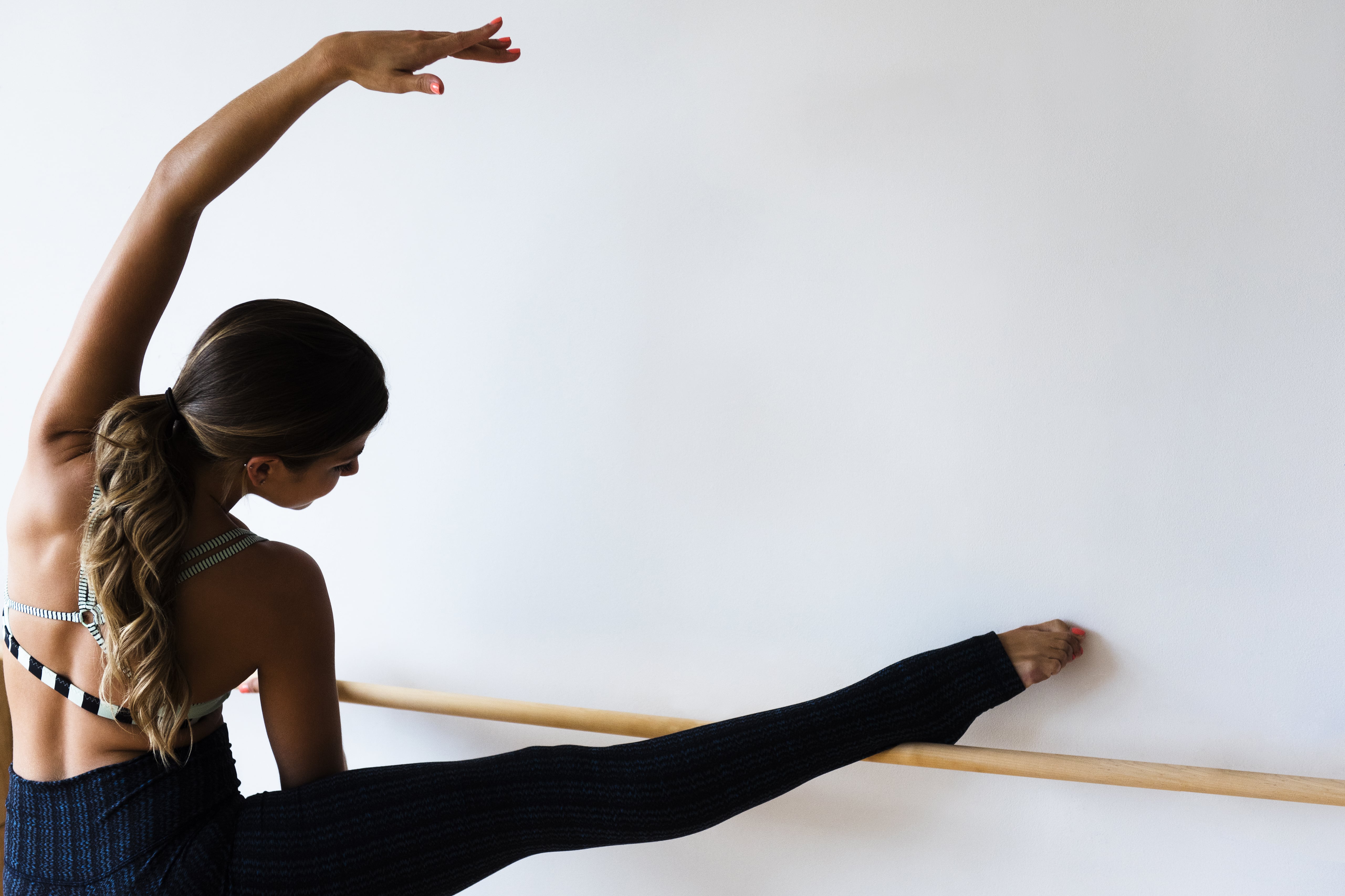 The Best Barre Workouts For Stronger Legs