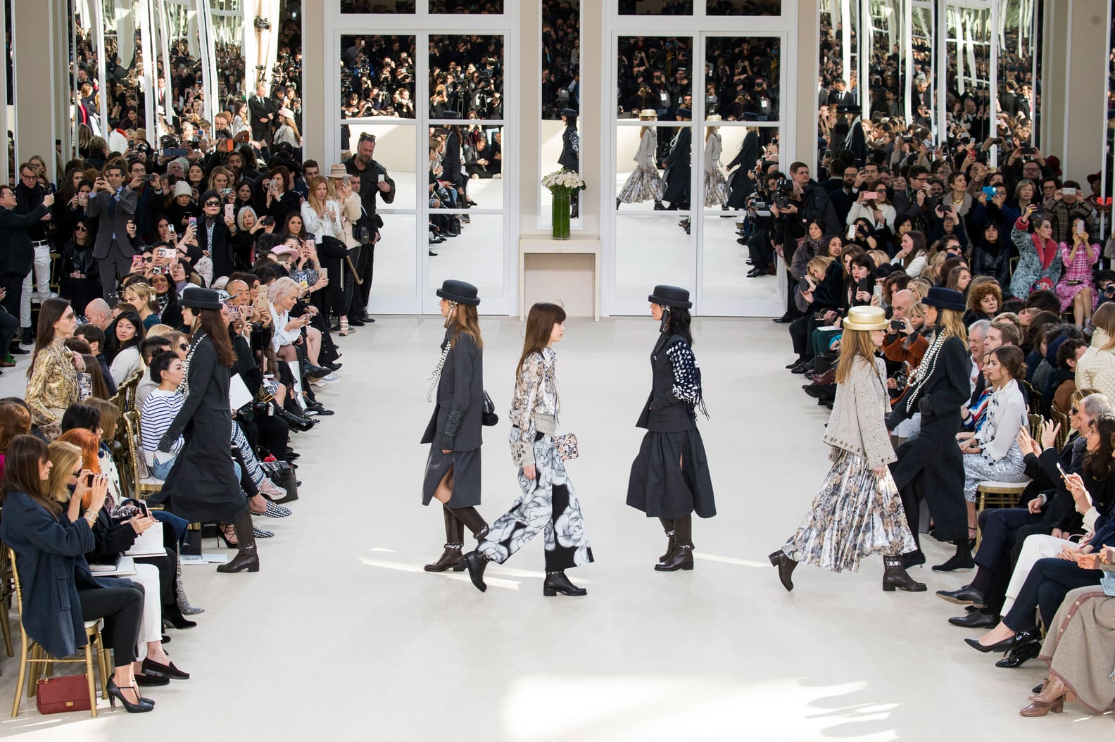 Chanel Fall 2016 Collection | PS Fashion