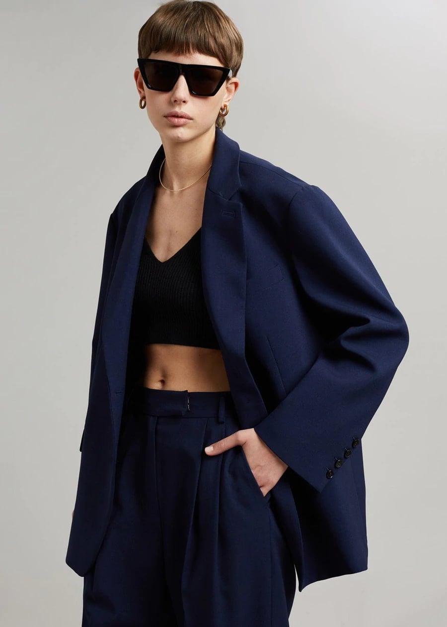 Sites like sales revolve clothing