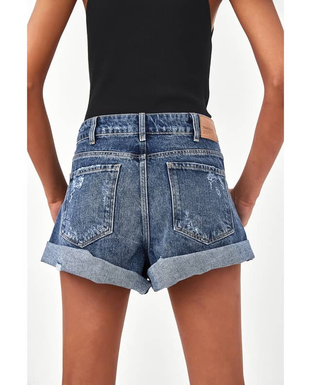 miley cyrus high waisted shorts