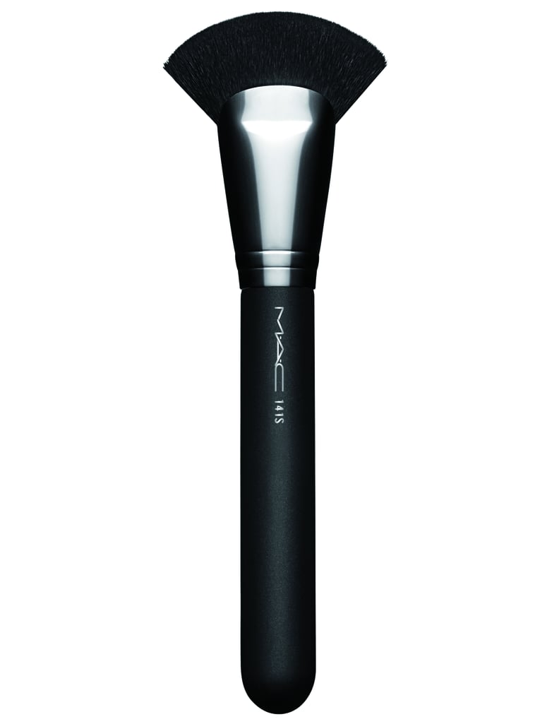 MAC Cosmetics 141 Synthetic Full Fan Brush