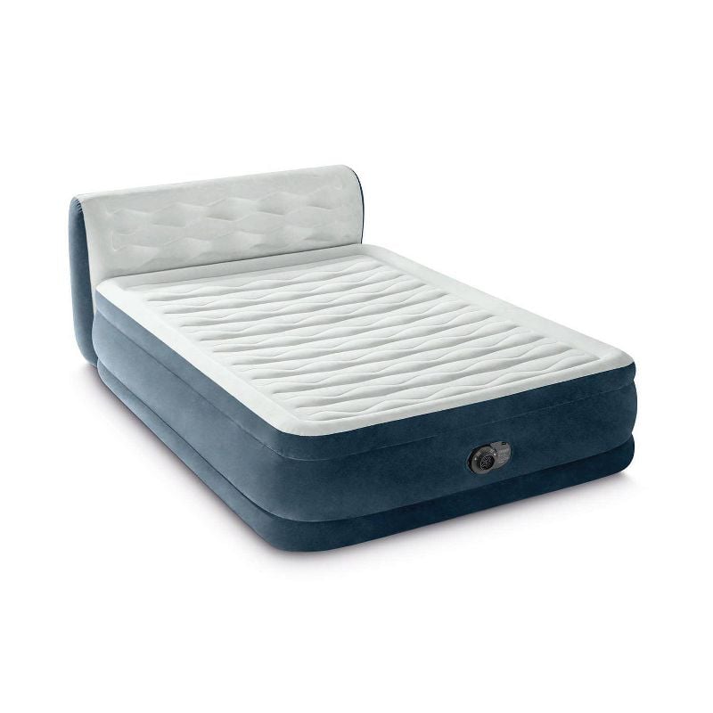 最好的空气床垫与床头板