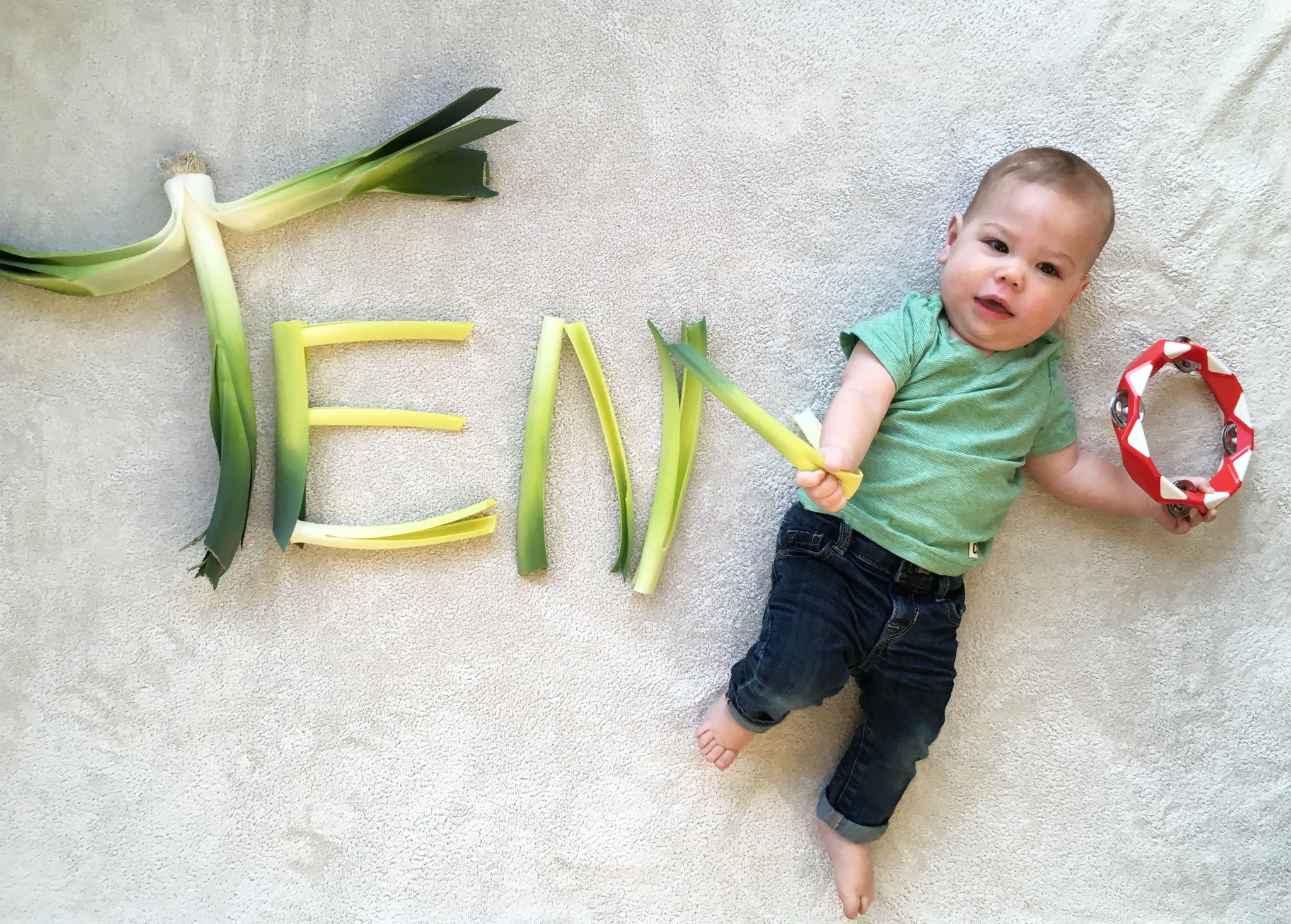 Baby S Monthly Veggie Photo Series Popsugar Family