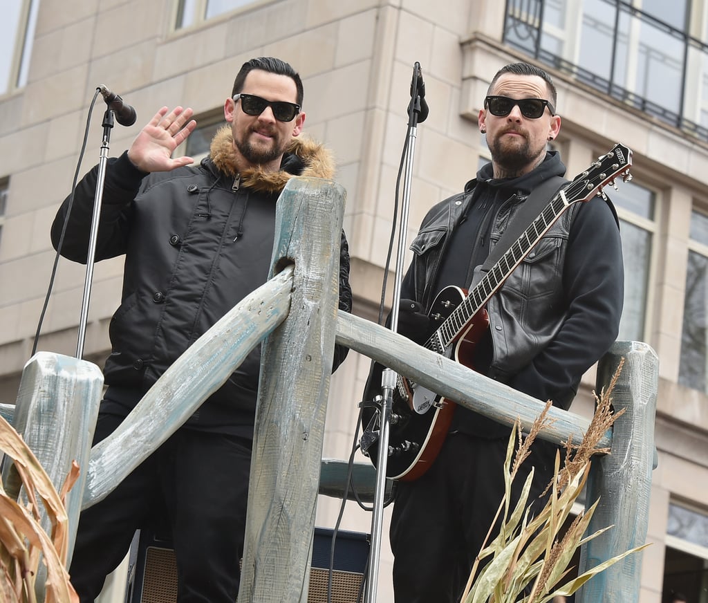 Brothers Joel and Benji Madden performed in black.