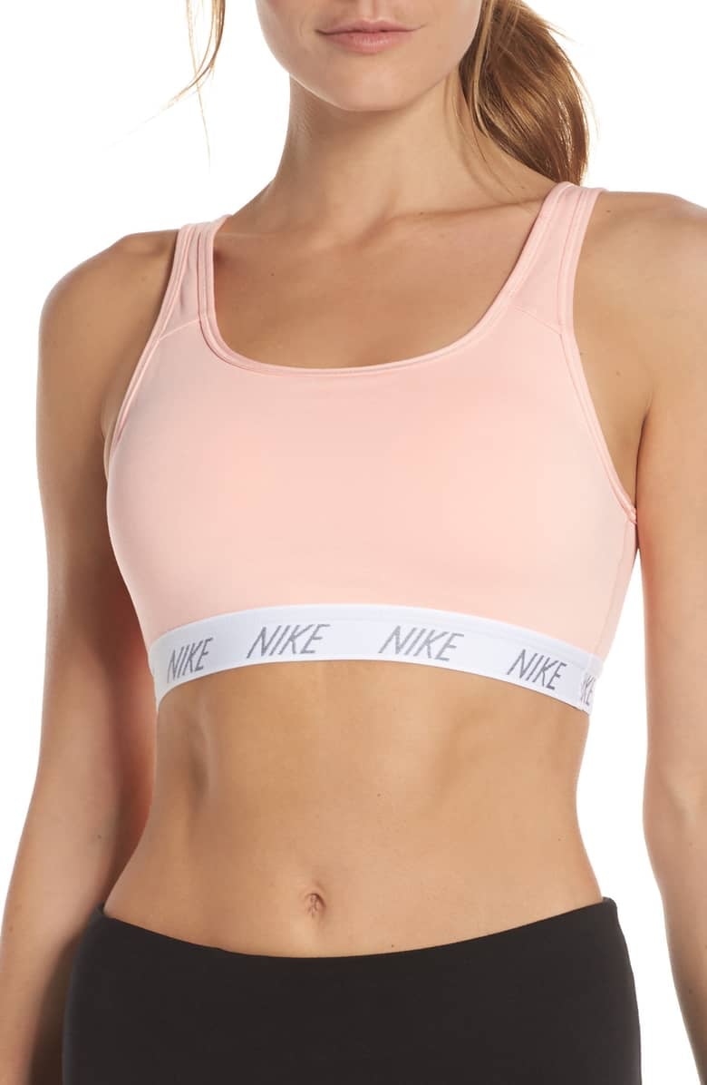 onderbreken vooroordeel Onafhankelijk Nike Classic Soft Sports Bra | These Smoothing Sports Bras Are So  Flattering, You'll Never Want to Take Them Off | POPSUGAR Fitness Photo 7