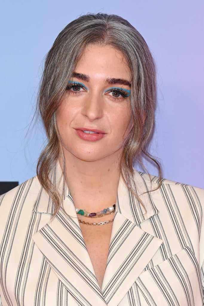 Harriet Rose's Aquamarine Eyeliner at the MTV EMas 2021