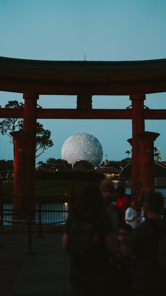 Disney iPhone Wallpaper: Epcot's Spaceship Earth