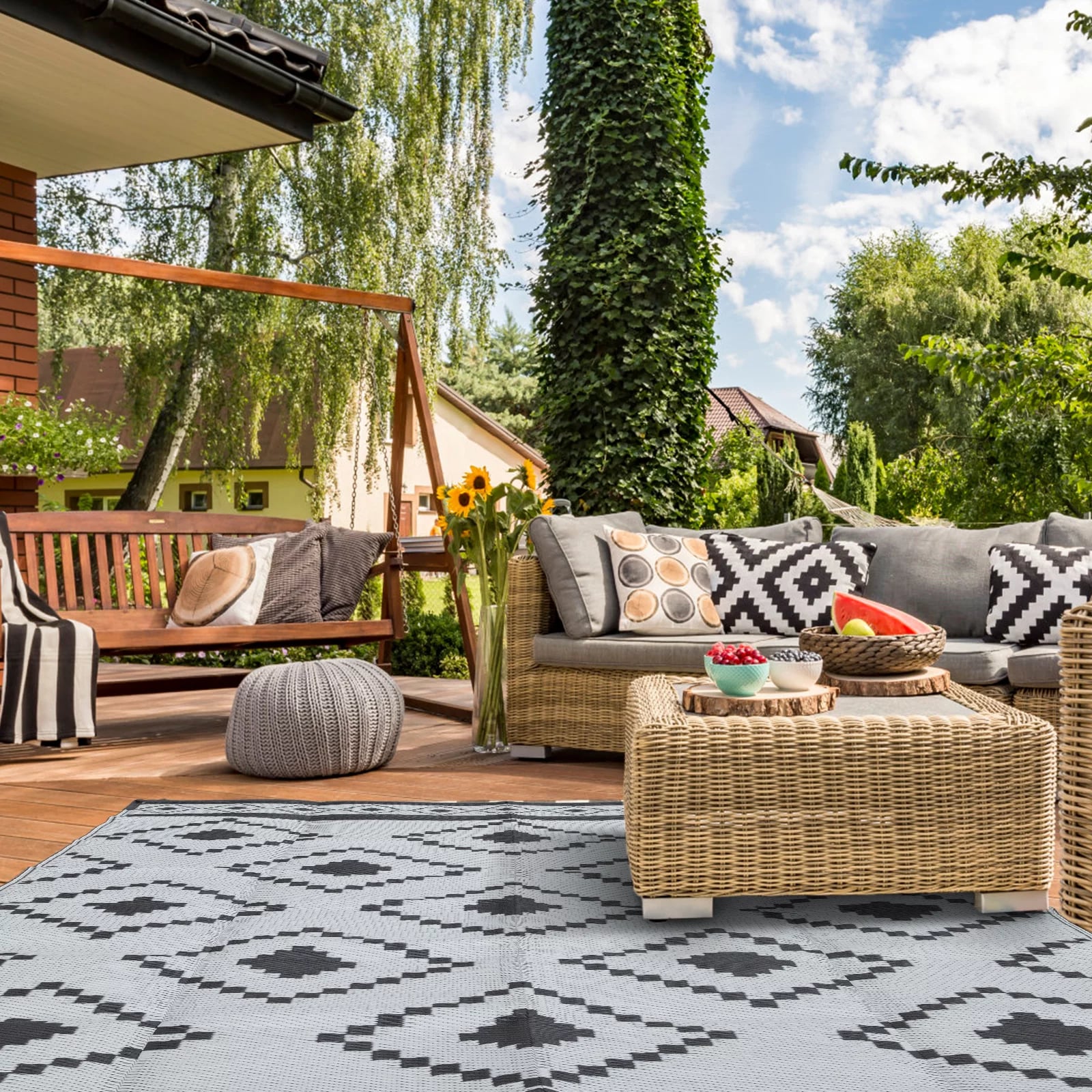 49 Best Outdoor Rugs 2023, Outdoor Rugs for Patios