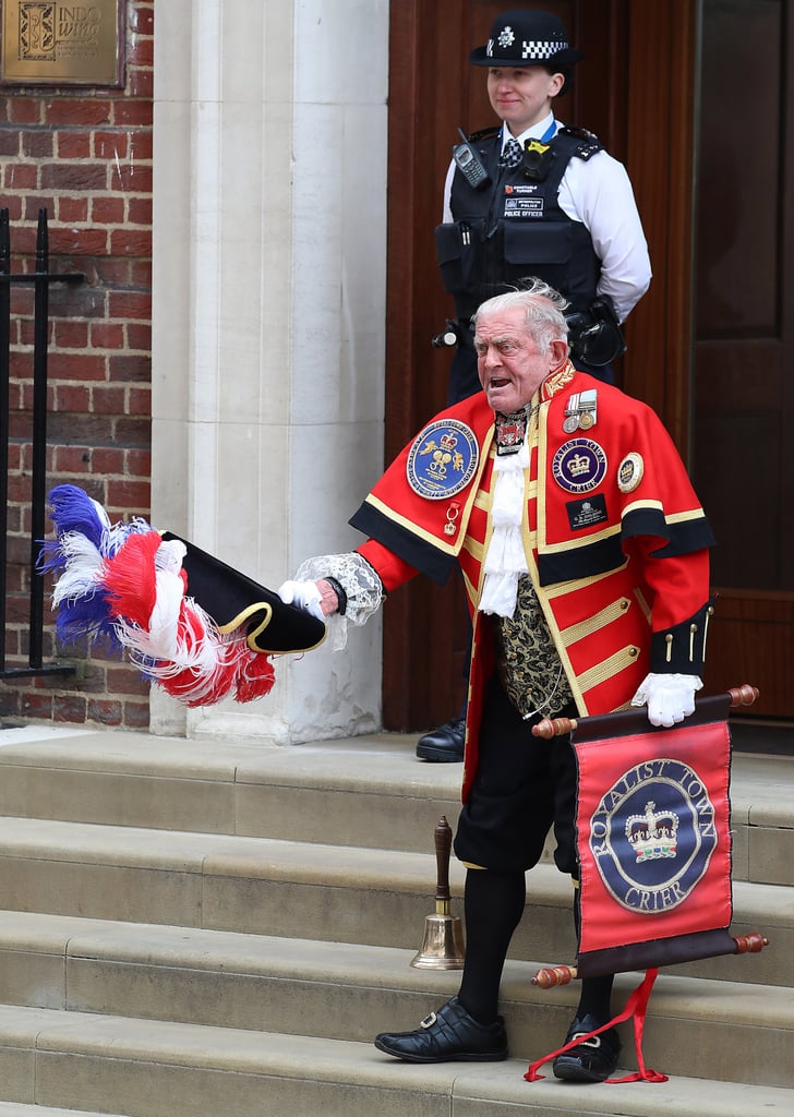 Did a Town Crier Announce the Birth of the Third Royal Baby?