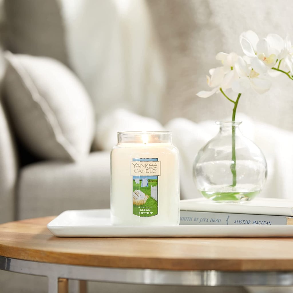 A Clean-Smelling Candle: Yankee Candle Clean Cotton Candle
