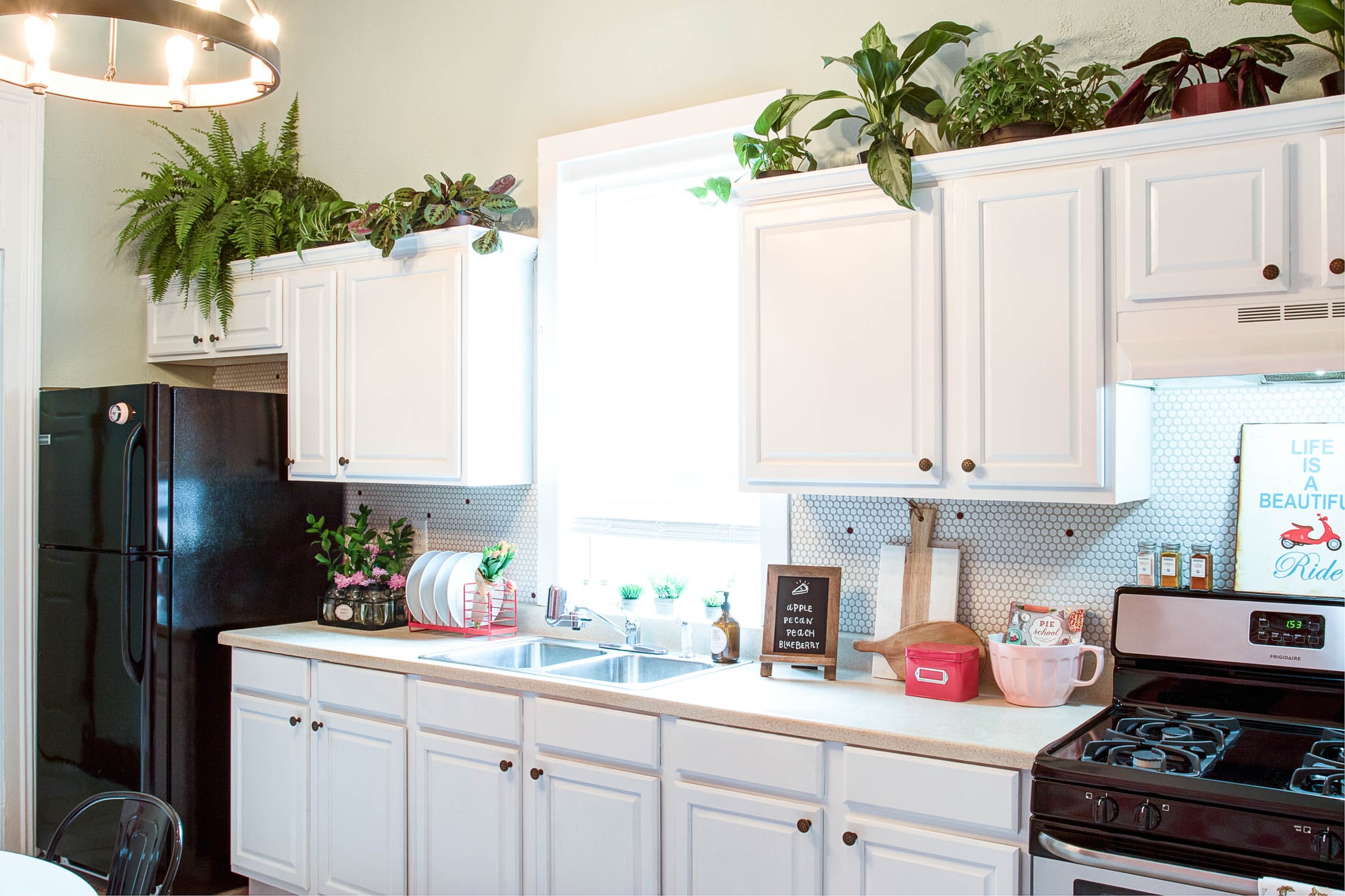 Lowe S Weekender Kitchen Makeover Popsugar Home