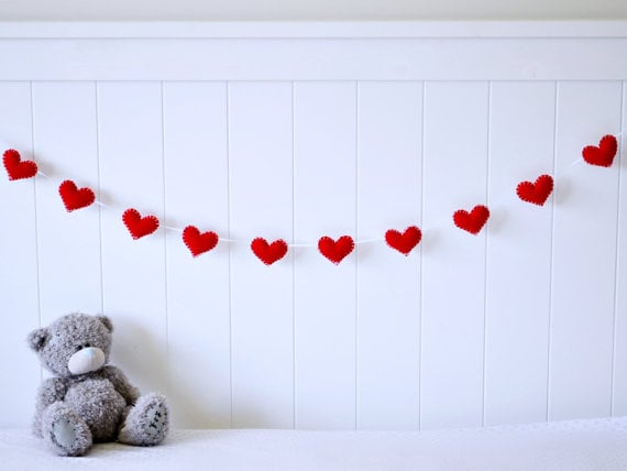 red heart banner