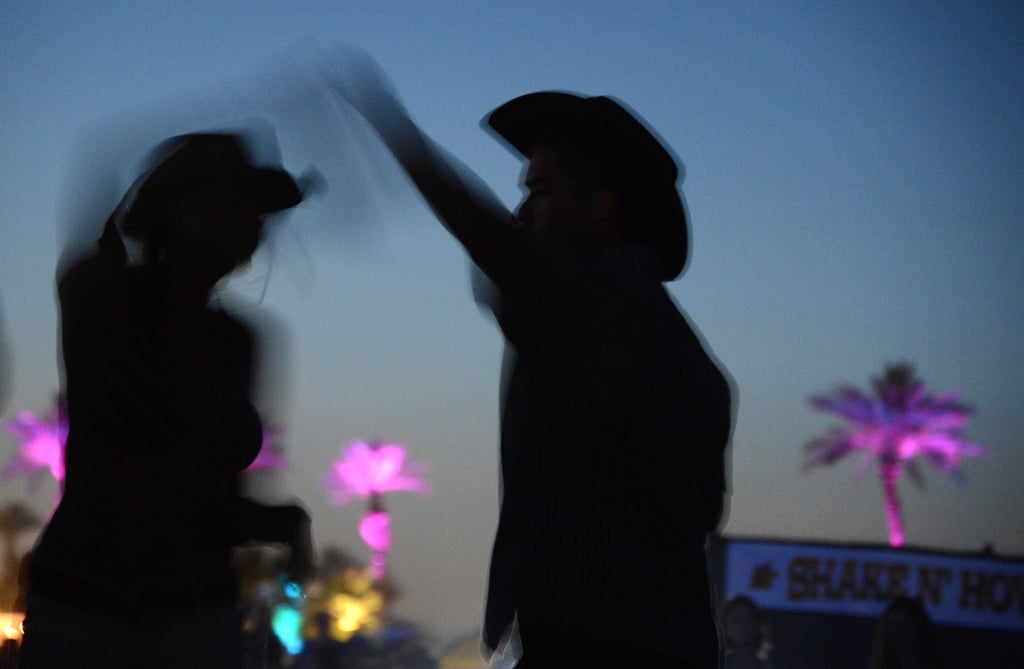 A Couple Danced To Country Tunes At The Stagecoach Music Festival Cute Couples At Summer 