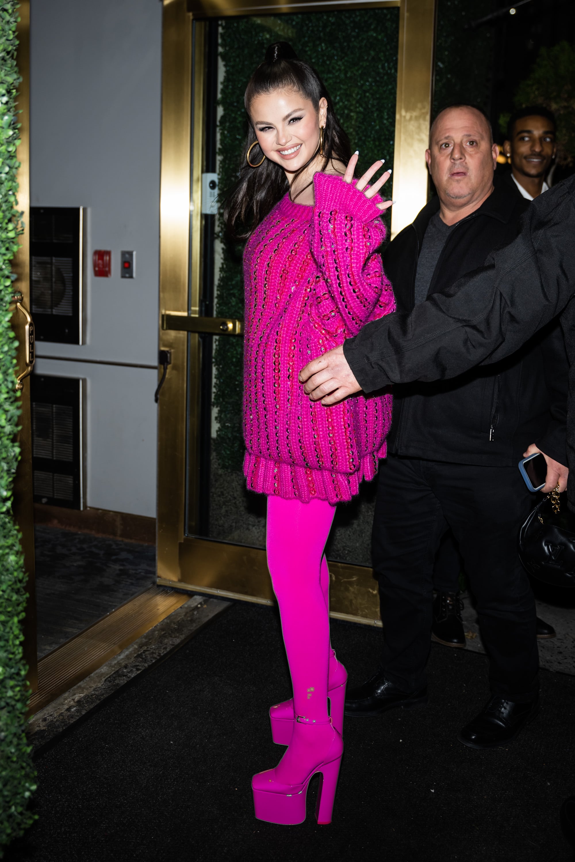 Selena Gomez Hot Pink Outfit on Saturday Night Live | Photos | POPSUGAR  Fashion
