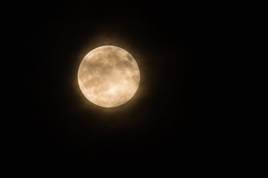 Oct. 20 — Full Hunter's Moon Oct. 20 — Full Hunter's Moon