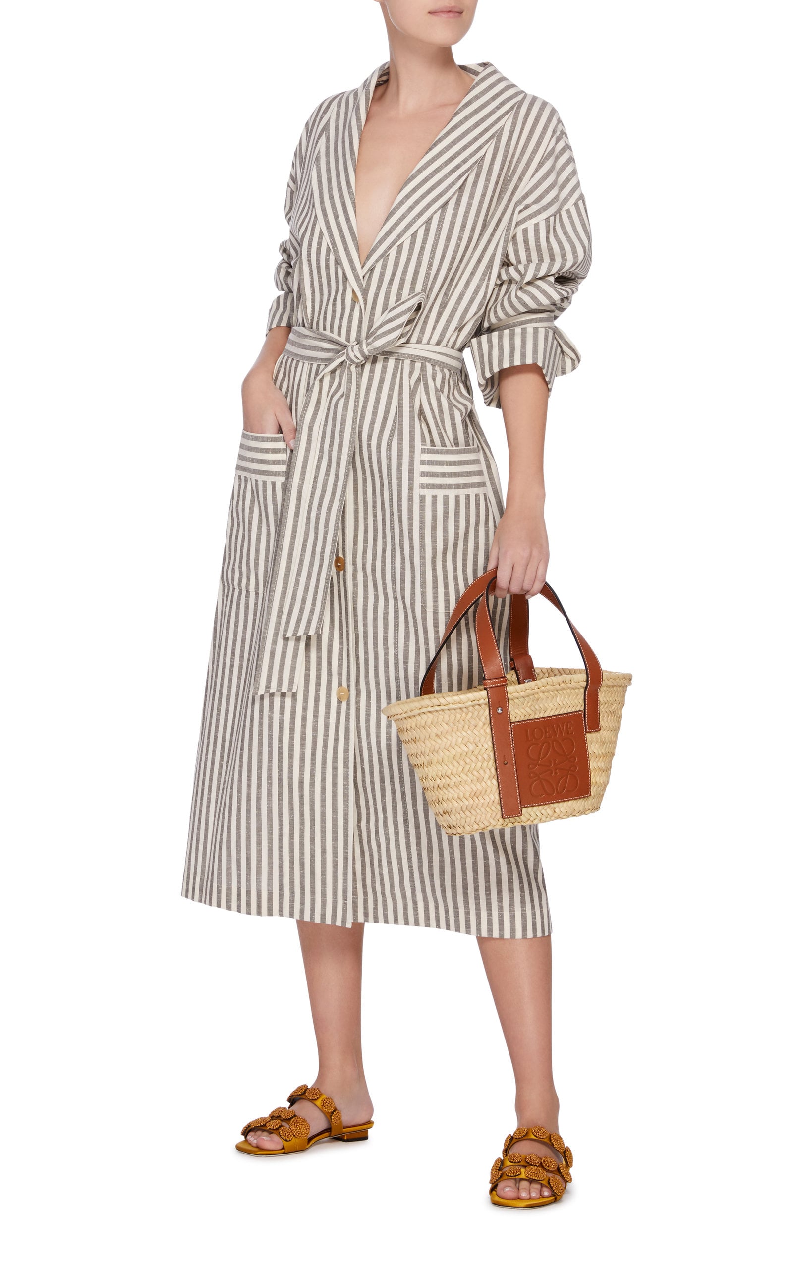 Shoppers are loving this 72 dupe which looks like Loewes 375 straw  basket bag  Mirror Online