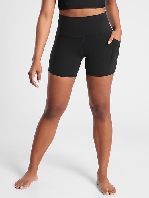 Athleta top workout shorts