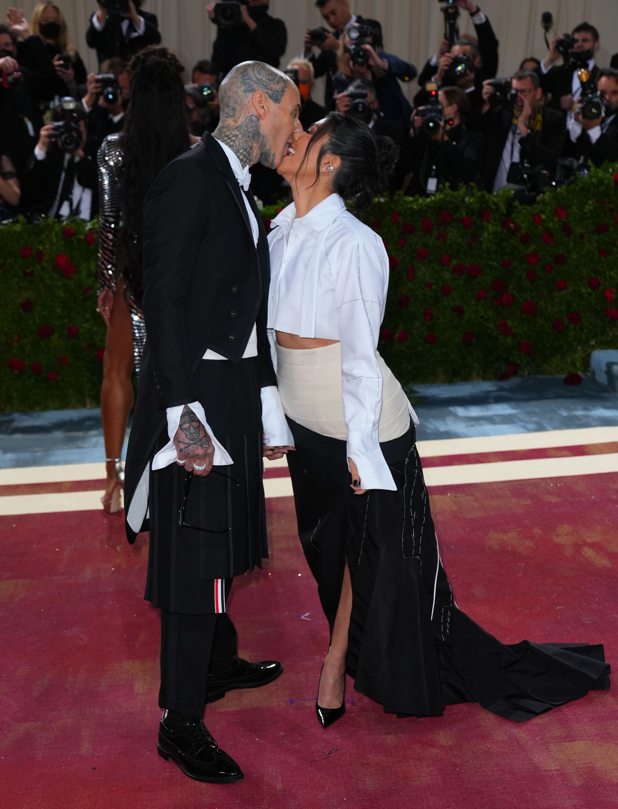 NEW YORK, NEW YORK - MAY 02: Travis Barker and Kourtney Kardashian attend The 2022 Met Gala Celebrating 