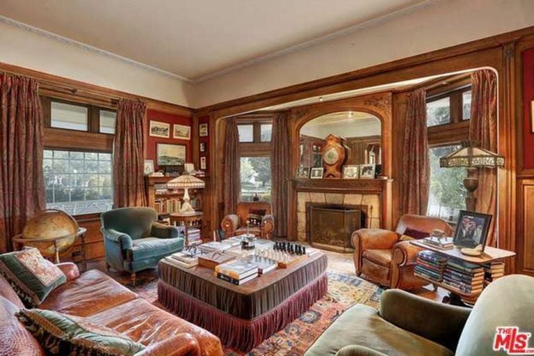 Kat Von D Buys House From Cheaper by the Dozen