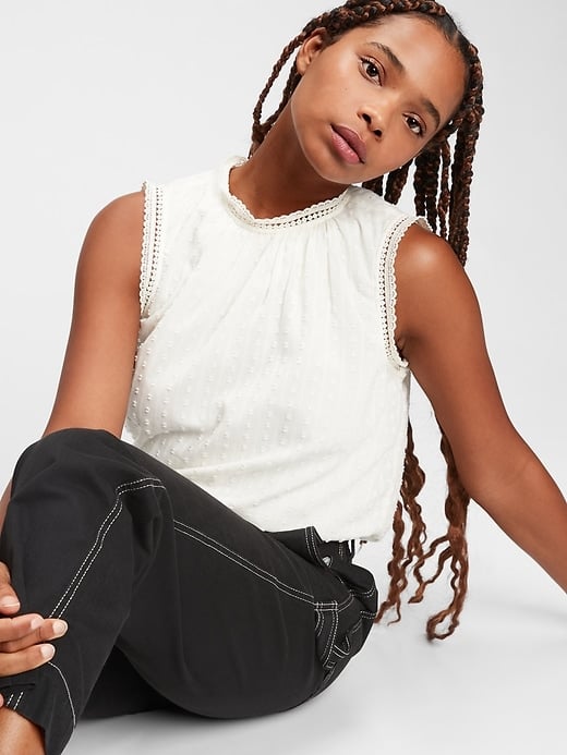 Gap lace outlet top
