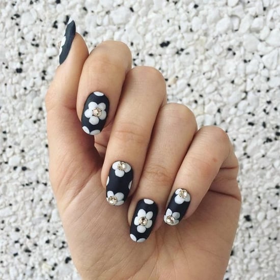 Daisy Nail Art Ideas