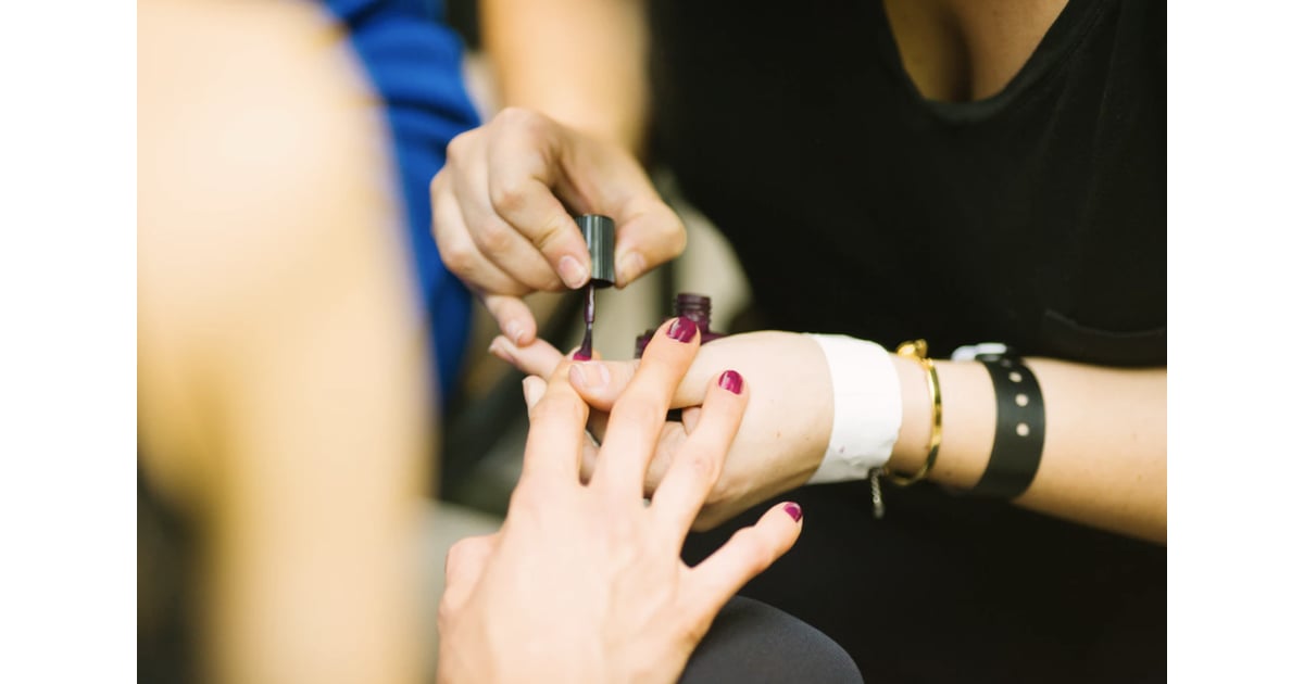 Manicurists Holiday Tipping Guide 2017 POPSUGAR Smart Living Photo 5