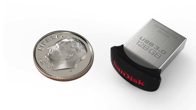 SanDisk UltraFit 128 GB flash drive