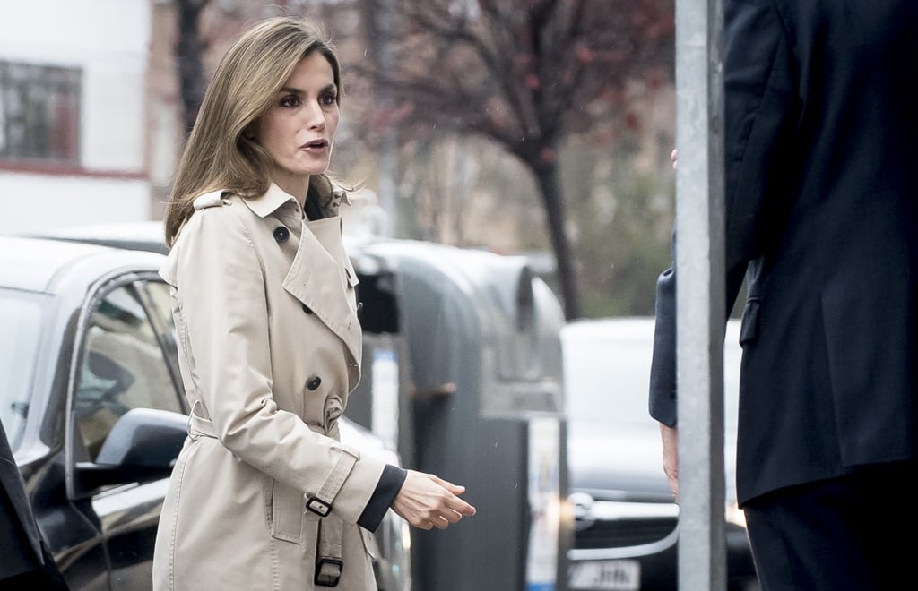 Queen Letizia Wearing a Trench Coat December 2016