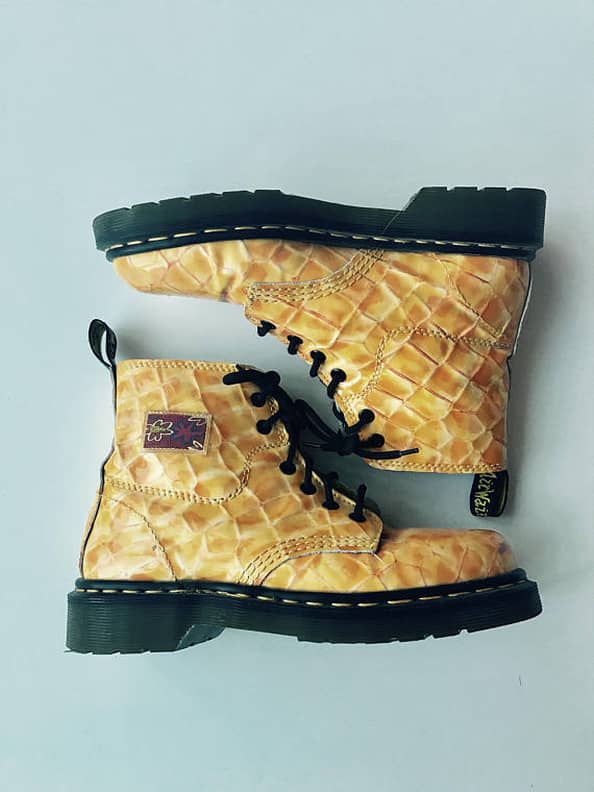 Dr martens sale 6pm yellow