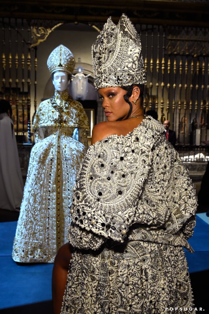 Rihanna at the 2018 Met Gala Photos