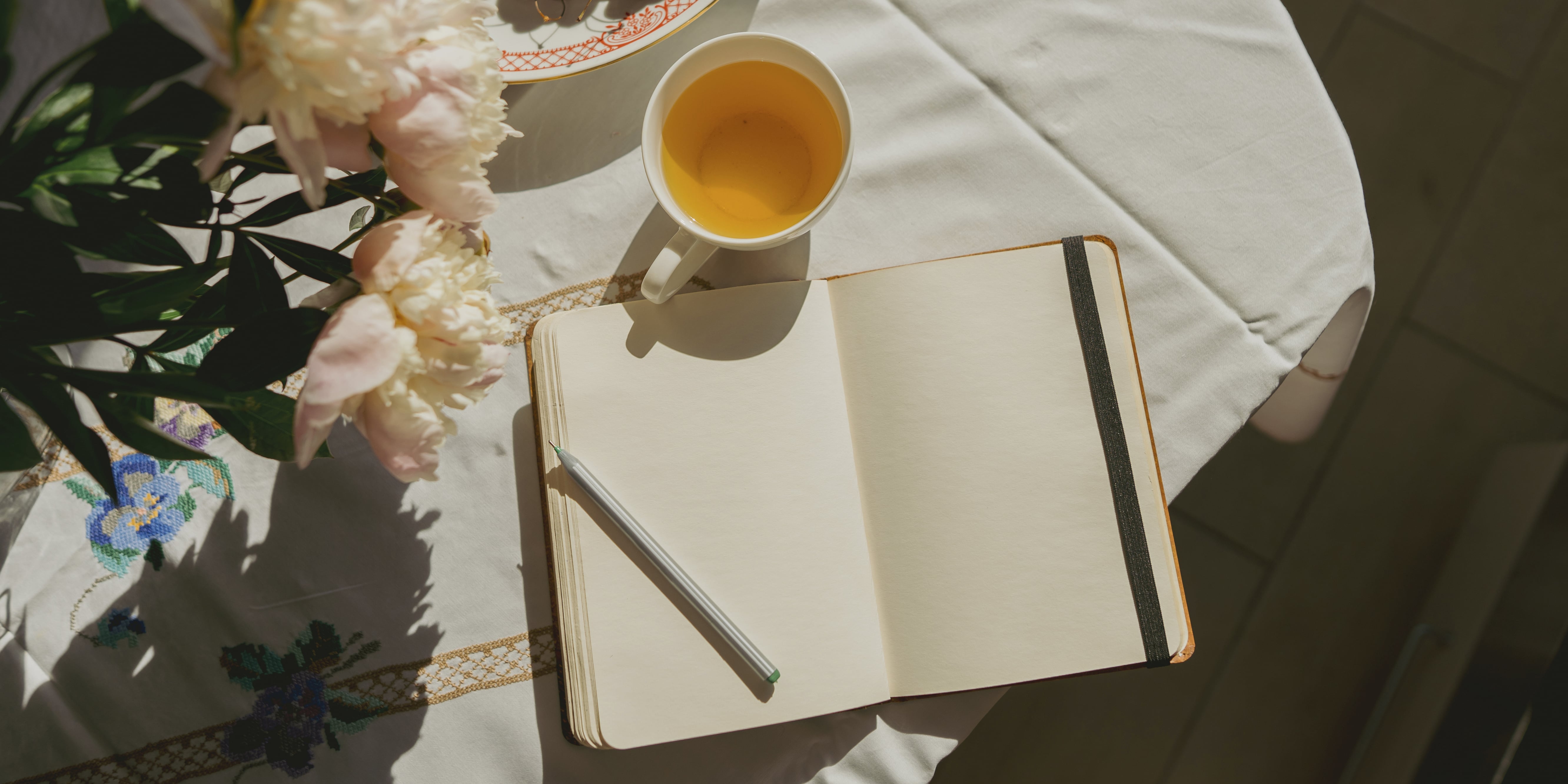 Petition: Bring Back Love Letters This Valentine's Day