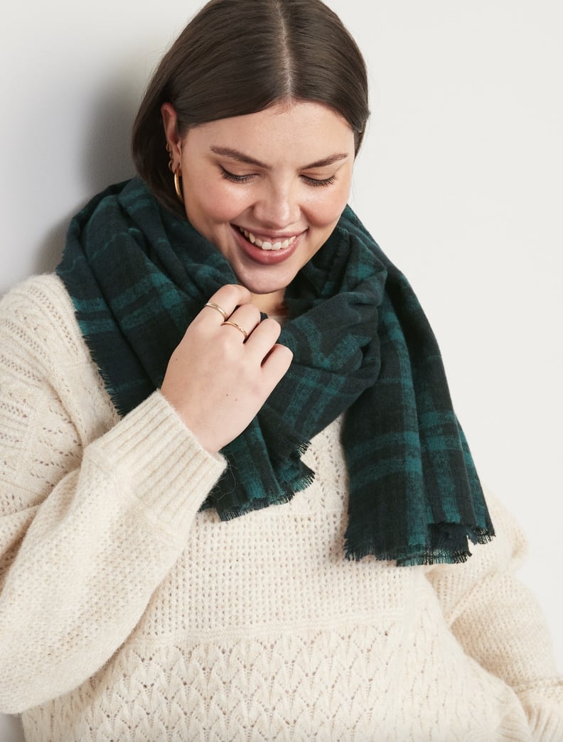 A Cozy Stocking Stuffer: Old Navy Plaid Flannel Scarf