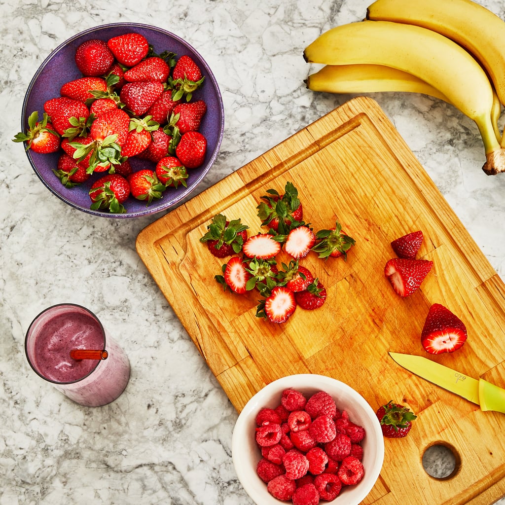 Dietitians Share Their Favorite Healthy Snacks With Fruit That Will Actually Leave You Satisfied