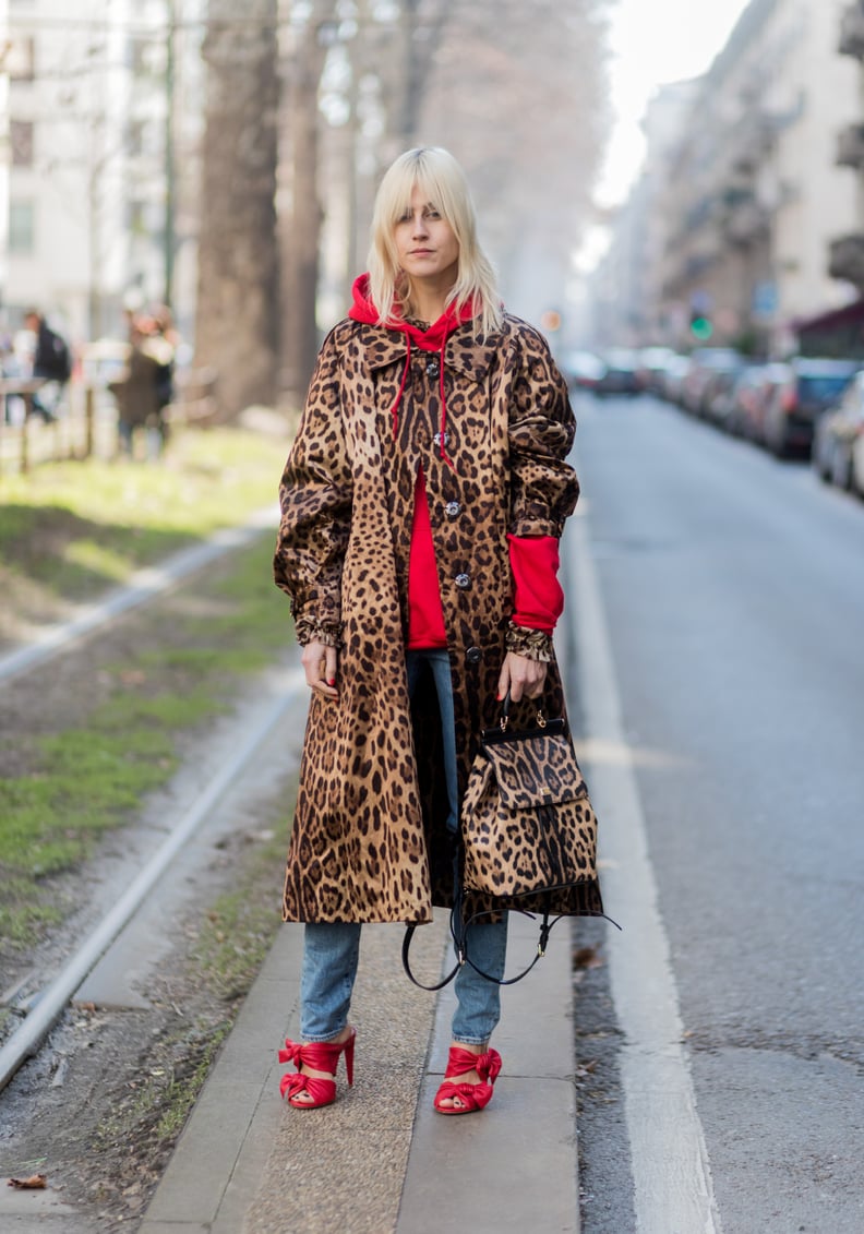 Work Your Leopard Trench With a Casual Hoodie to Surprise