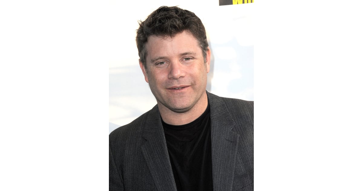 Sean Astin Stranger Things Season 2 Cast POPSUGAR Entertainment Photo 2