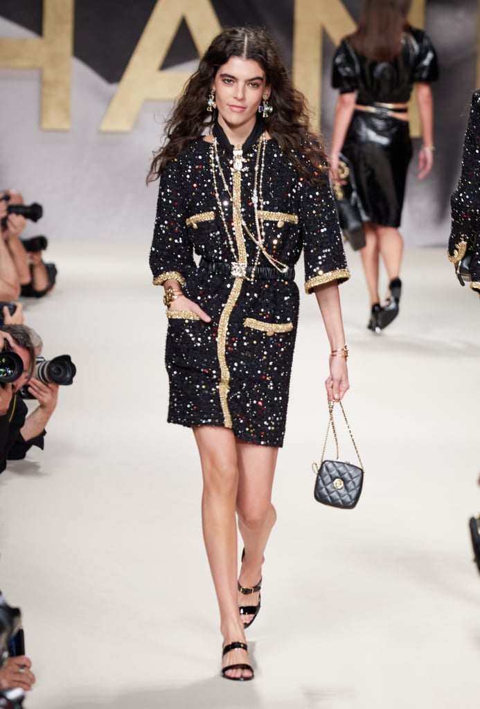 Chanel's SS22 Show Was a Throwback to the '90s Runway