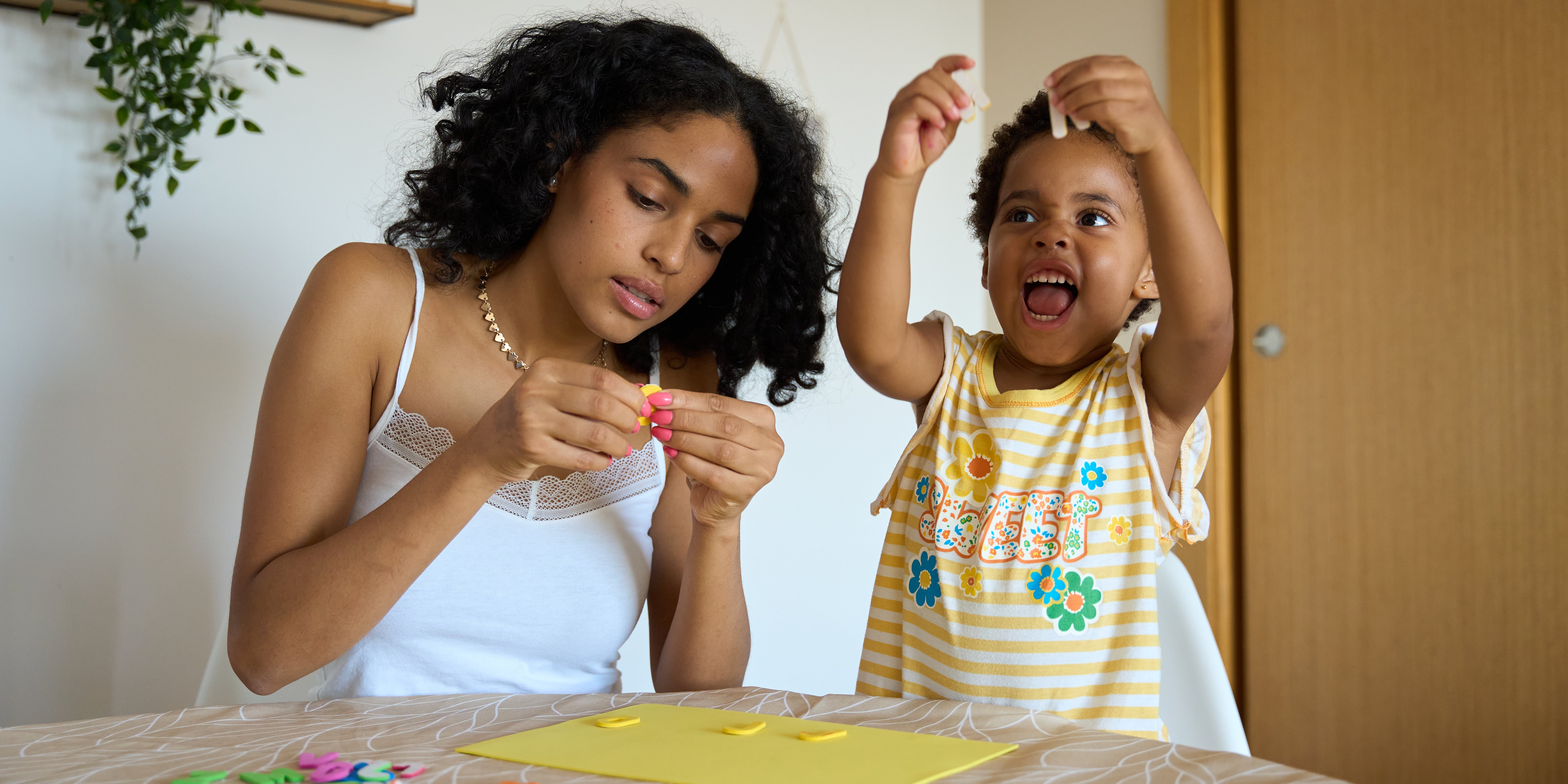 Why Everyone Wants a Playdate With the "Pinterest Parent"
