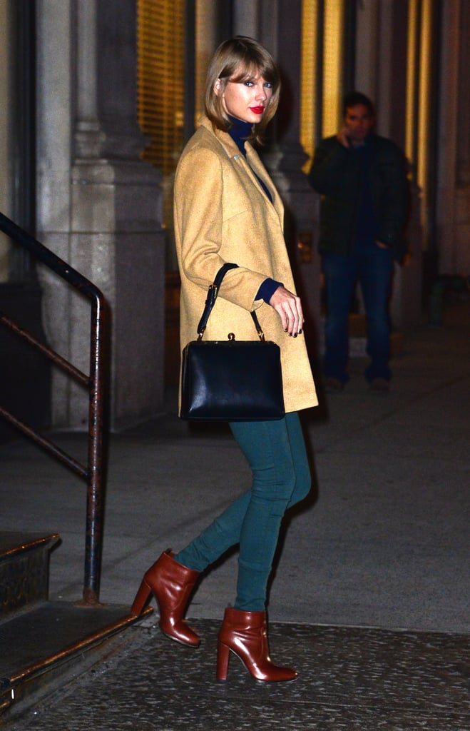 Unlike Our Own Denim Outfits, Taylor’s Mix Totally Unexpected Colors Together