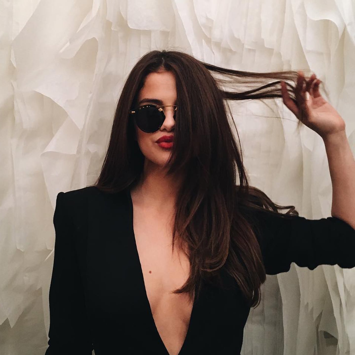 Selena Gomezs Revival Tour Hair Secrets Popsugar Latina 1663