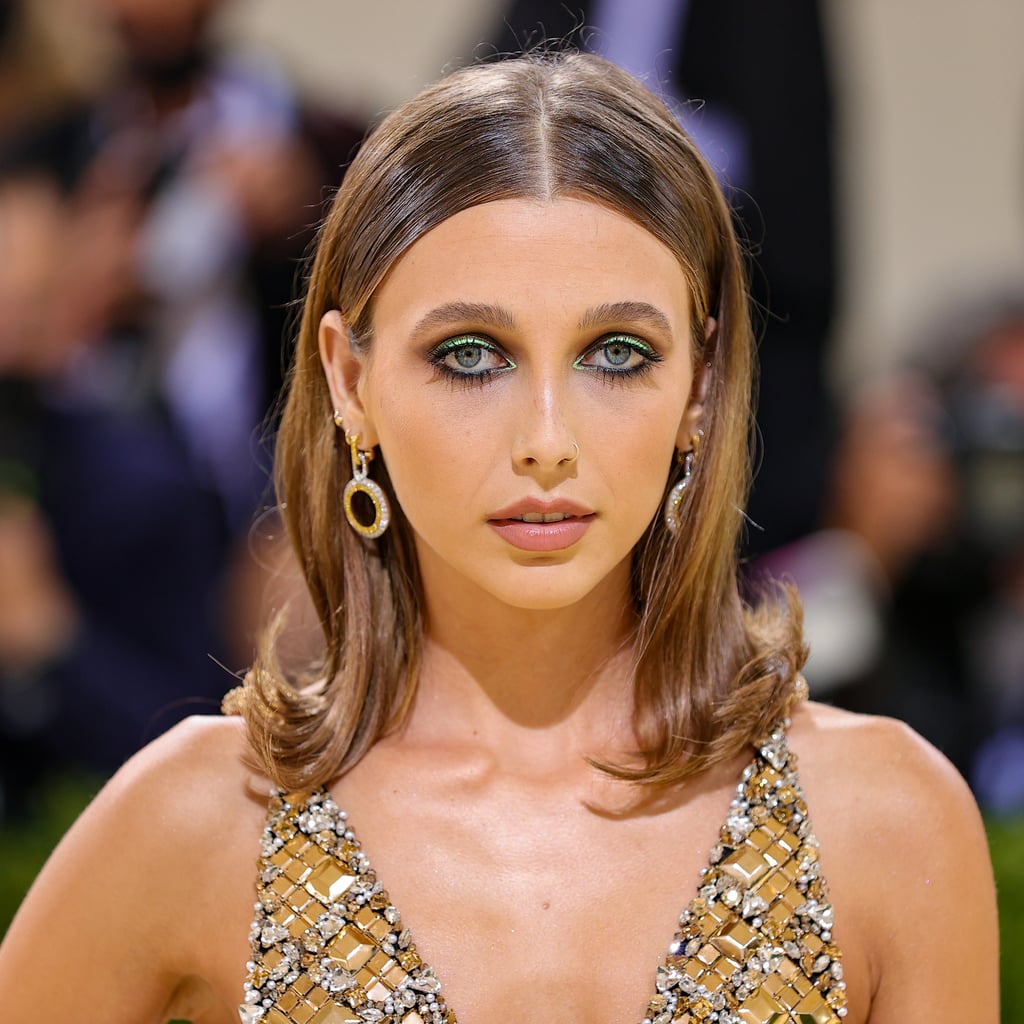 Emma Chamberlain's Extremely Smokey Eyeliner at the Met Gala Is Sending Me  Straight Back to 2003 — See the Photos